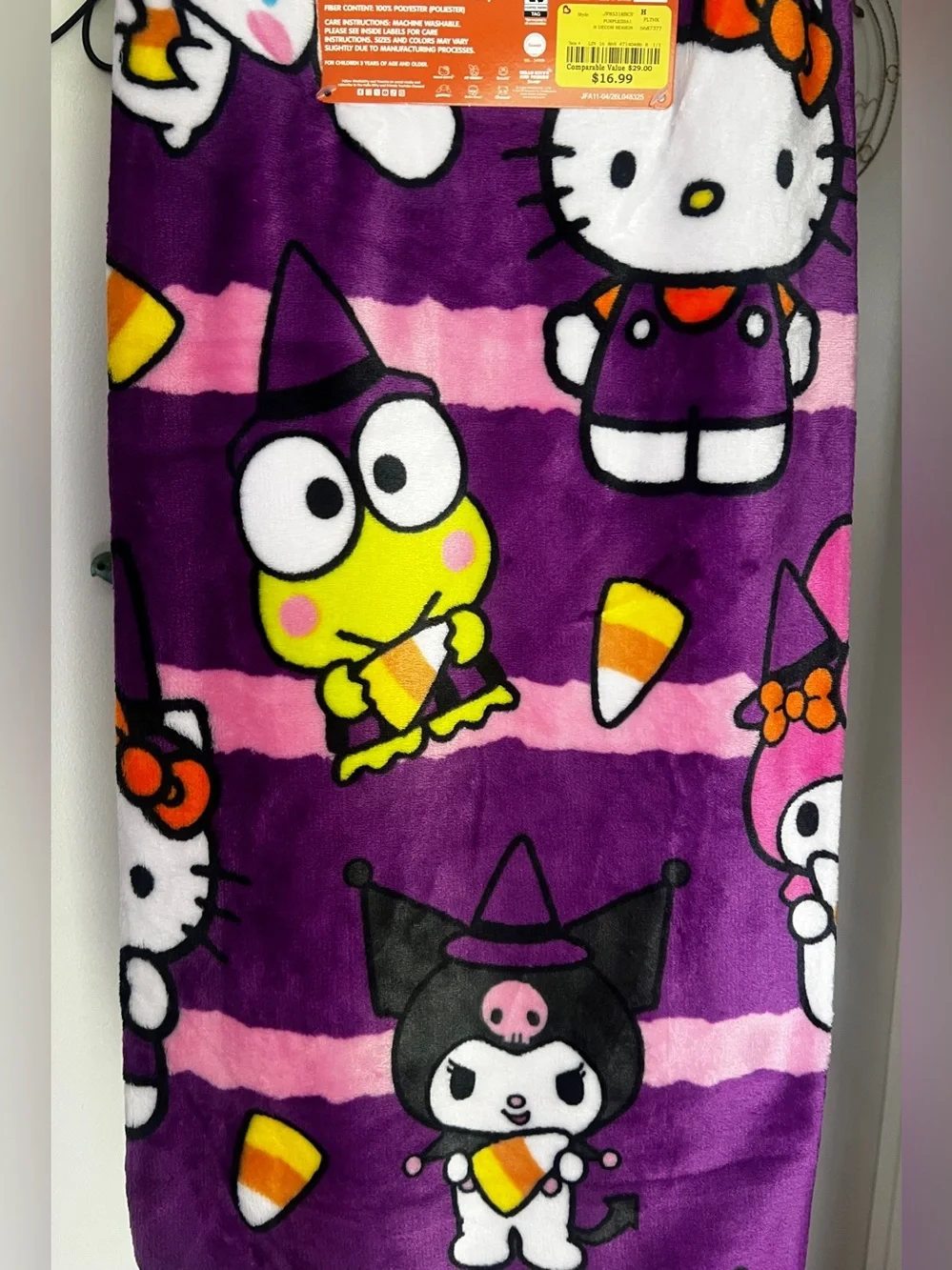 NEW Hello Kitty & Friends Halloween Blanket 50”x70” Purple Candy Corn 2026 VIRAL